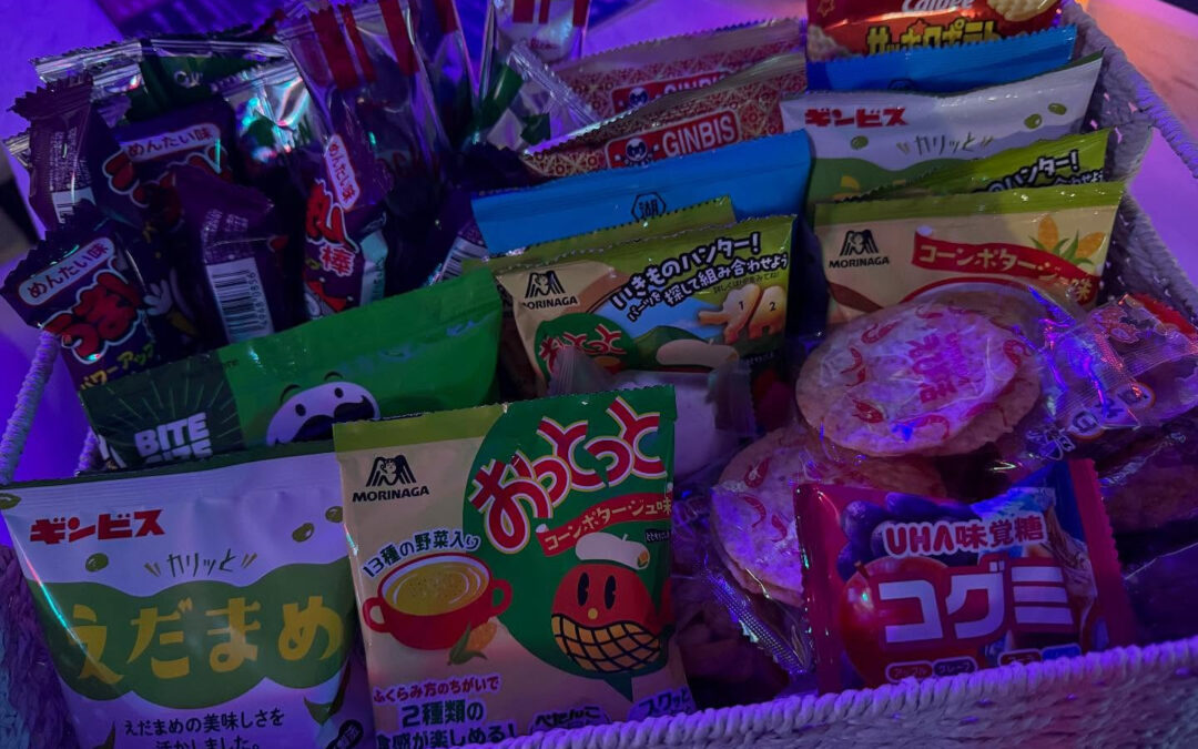 当店お通しでお菓子お配りしてます✨